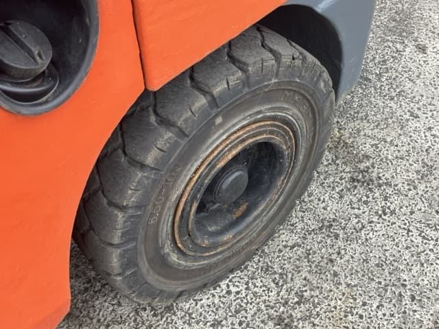 Forklift — Auction (lot 8459-4018)