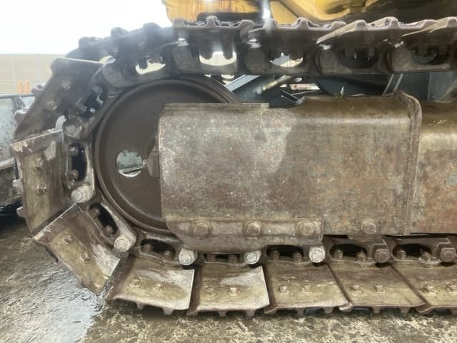 MINI EXCAVATOR — Auction (lot 8459-402)
