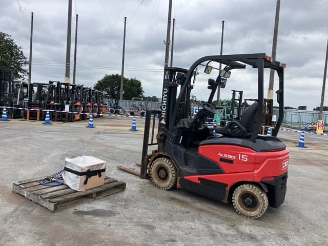 Battery Forklift — Auction (lot 8459-4020)