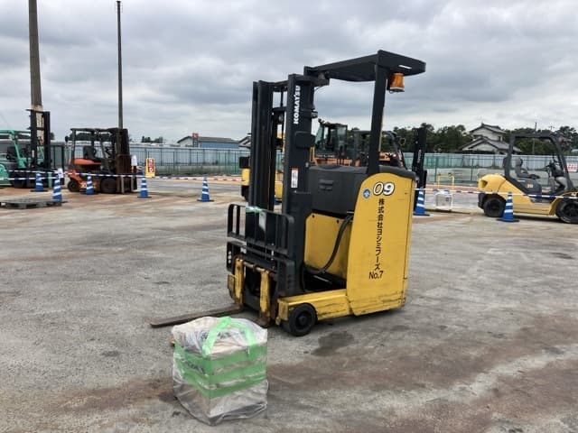 Reach Forklift — Auction (lot 8459-4023)