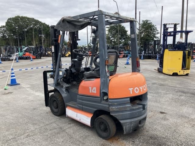 Forklift — Auction (lot 8459-4024)