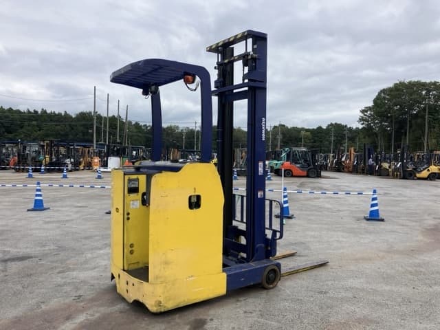 Reach Forklift — Auction (lot 8459-4025)