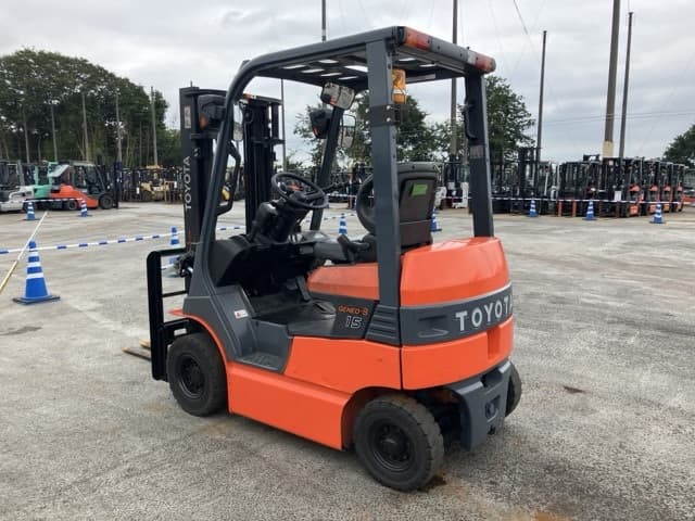 Battery Forklift — Auction (lot 8459-4030)