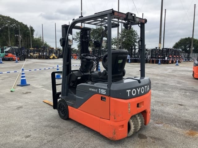 Battery Forklift — Auction (lot 8459-4032)