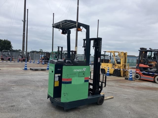 Reach Forklift — Auction (lot 8459-4036)