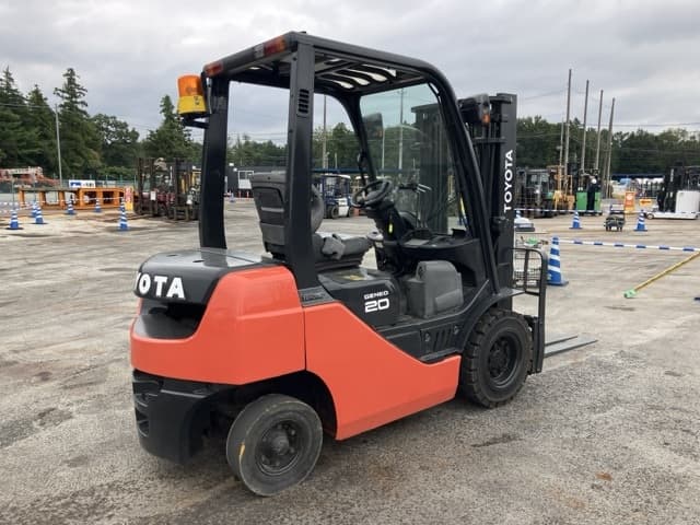Forklift — Auction (lot 8459-4038)