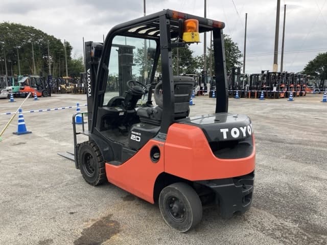 Forklift — Auction (lot 8459-4038)