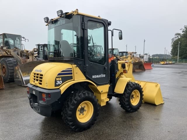 MINI WHEEL LOADER — Auction (lot 8459-404)