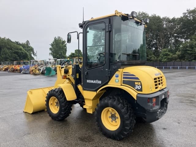 MINI WHEEL LOADER — Auction (lot 8459-404)