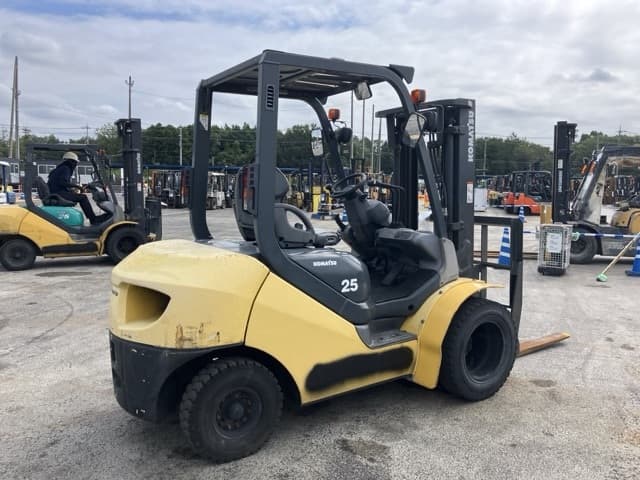 Forklift — Auction (lot 8459-4045)