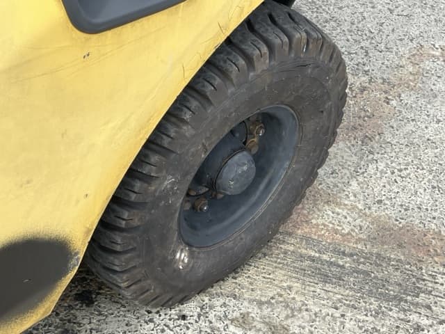 Forklift — Auction (lot 8459-4045)