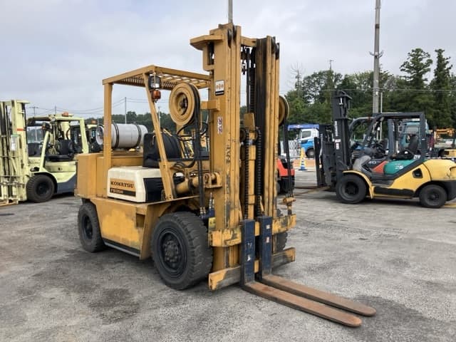 Forklift — Auction (lot 8459-4047)