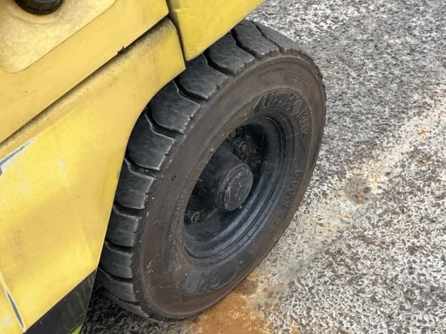 Forklift — Auction (lot 8459-4049)