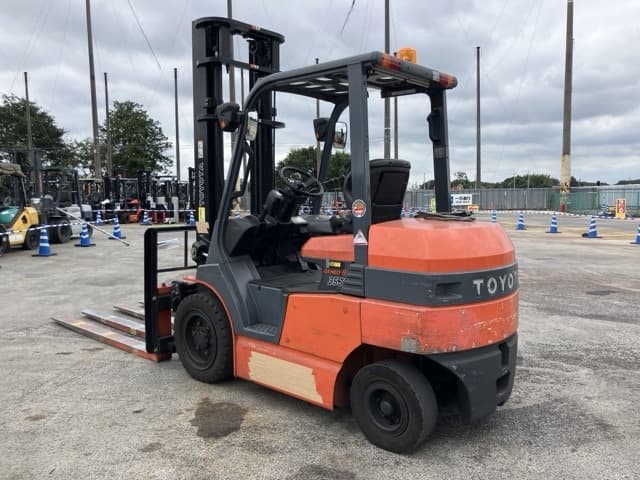 Battery Forklift — Auction (lot 8459-4055)