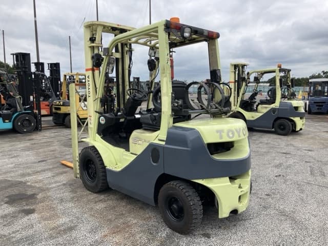 Forklift — Auction (lot 8459-4056)