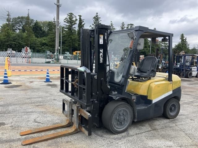 Forklift — Auction (lot 8459-4057)