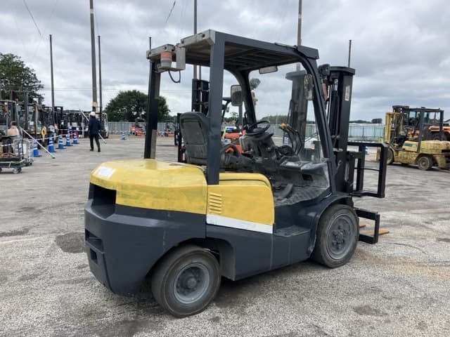Forklift — Auction (lot 8459-4057)