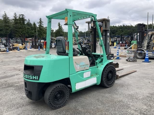 Forklift — Auction (lot 8459-4059)