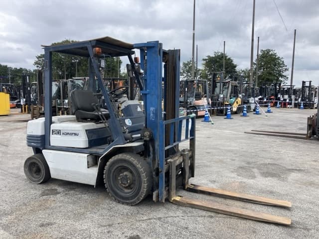 Forklift — Auction (lot 8459-4060)