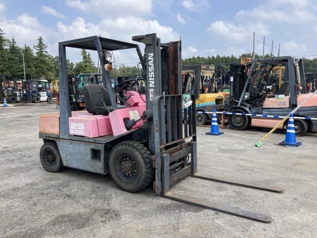 Forklift — Auction (lot 8459-4063)