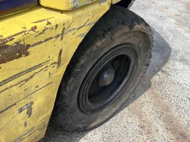 Forklift — Auction (lot 8459-4064)