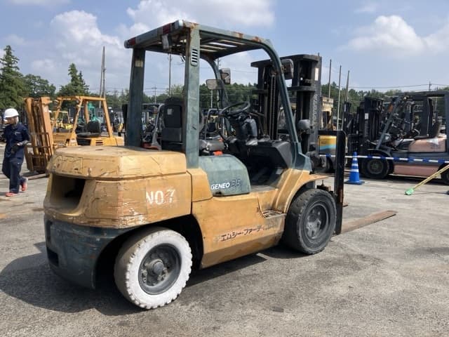 Forklift — Auction (lot 8459-4067)