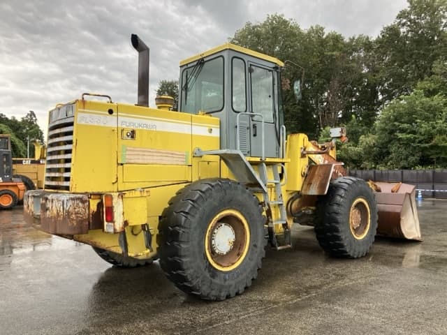 WHEEL LOADER — Auction (lot 8459-407)