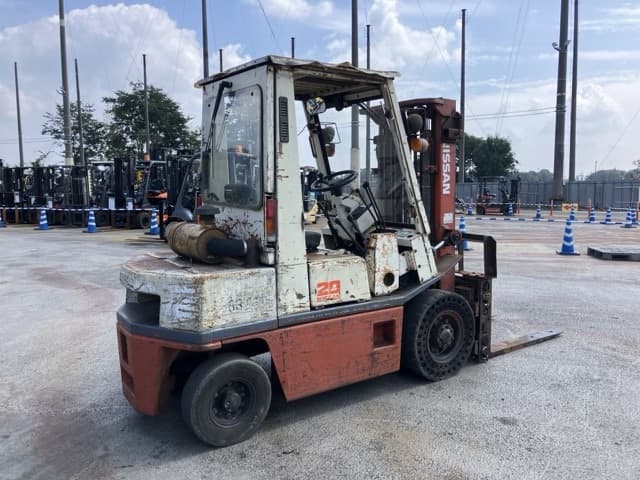 Forklift — Auction (lot 8459-4072)