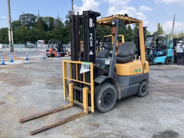 Forklift — Auction (lot 8459-4074)
