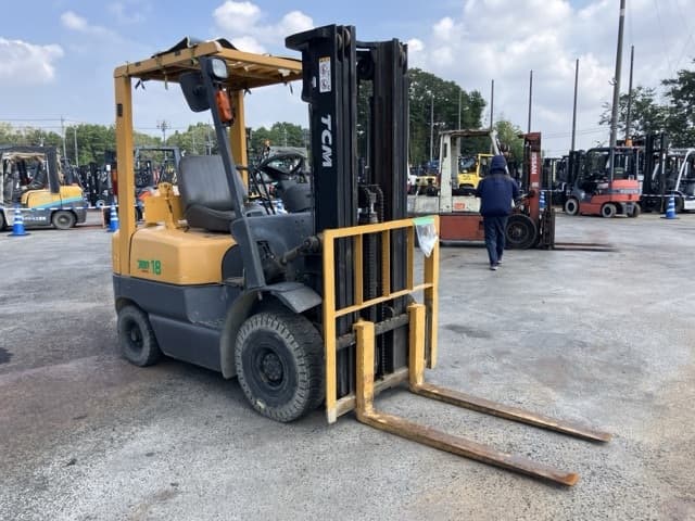 Forklift — Auction (lot 8459-4074)