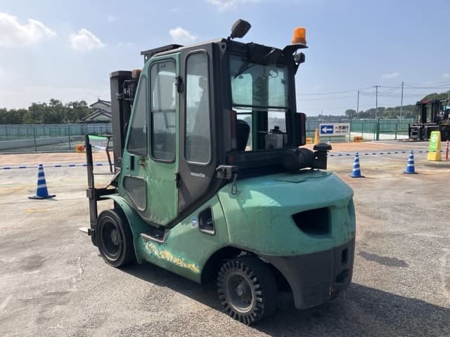 Forklift — Auction (lot 8459-4075)