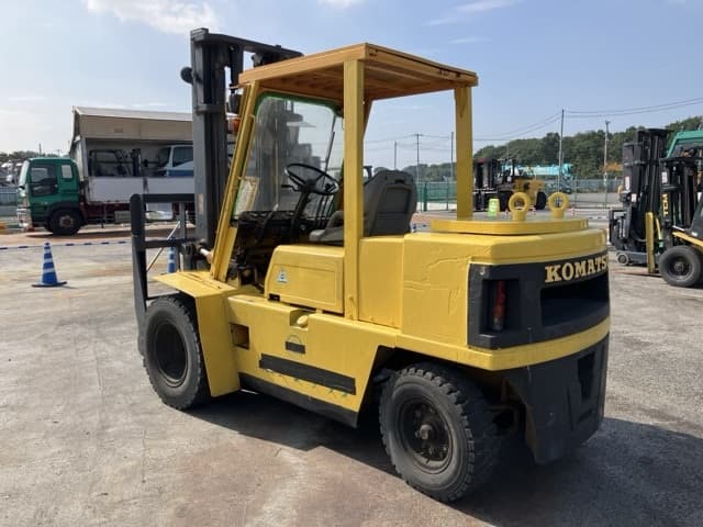 Forklift — Auction (lot 8459-4080)
