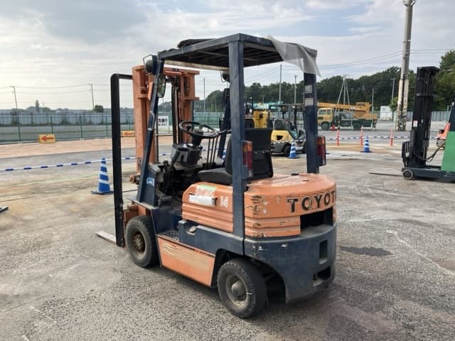 Forklift — Auction (lot 8459-4083)
