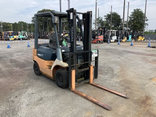 Forklift — Auction (lot 8459-4084)