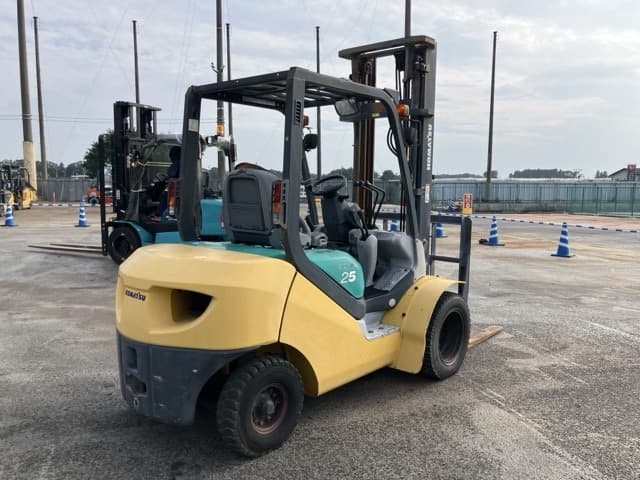 Forklift — Auction (lot 8459-4085)