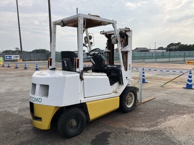 Forklift — Auction (lot 8459-4086)