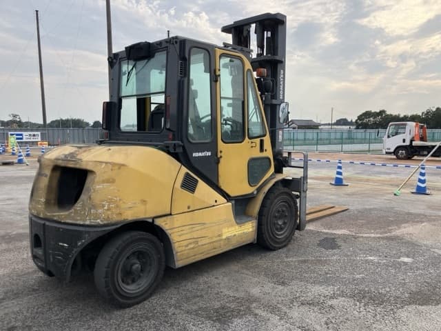 Forklift — Auction (lot 8459-4087)