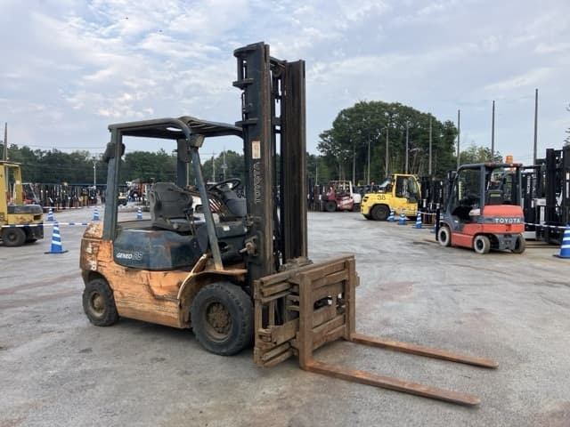 Forklift — Auction (lot 8459-4092)
