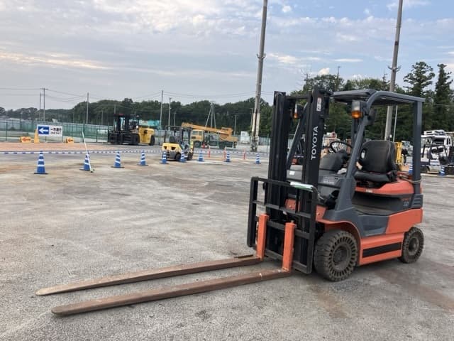 Battery Forklift — Auction (lot 8459-4102)