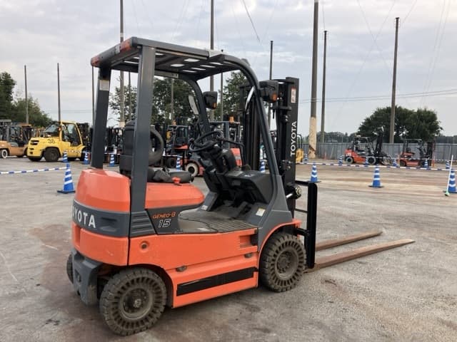 Battery Forklift — Auction (lot 8459-4102)
