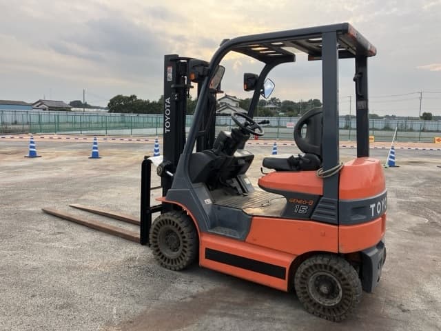 Battery Forklift — Auction (lot 8459-4102)