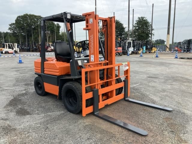 Forklift — Auction (lot 8459-4103)