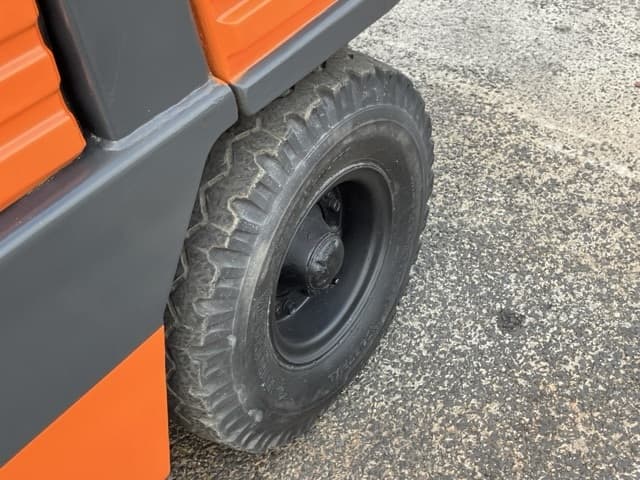 Forklift — Auction (lot 8459-4103)