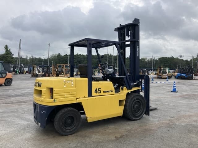 Forklift — Auction (lot 8459-4108)