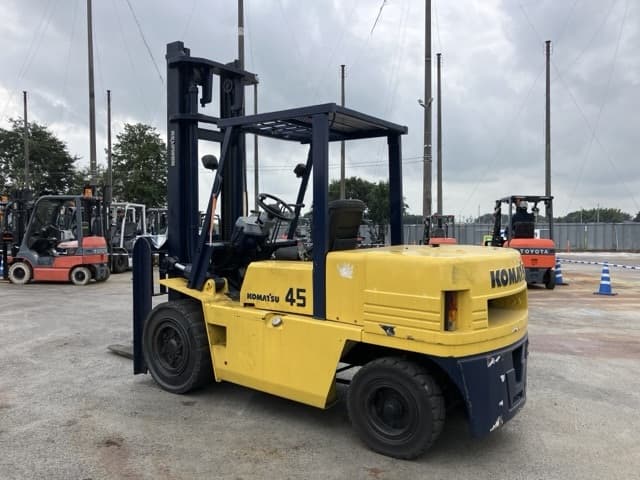 Forklift — Auction (lot 8459-4108)