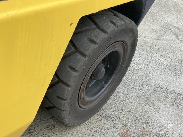 Forklift — Auction (lot 8459-4108)