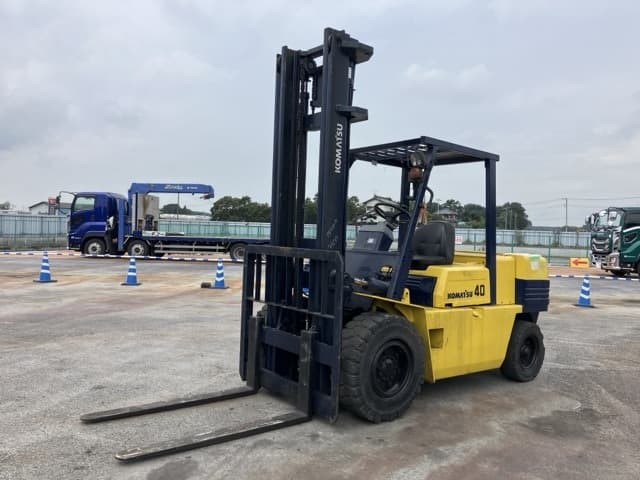 Forklift — Auction (lot 8459-4109)