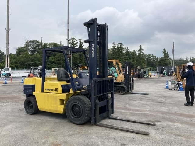 Forklift — Auction (lot 8459-4109)