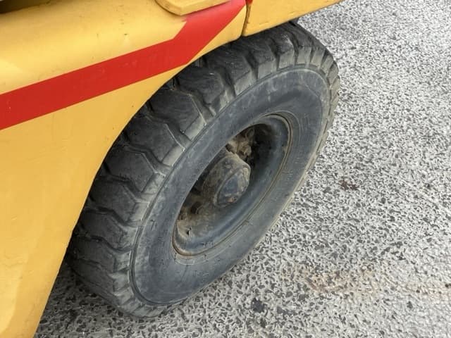 Forklift — Auction (lot 8459-4113)