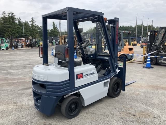 Forklift — Auction (lot 8459-4117)